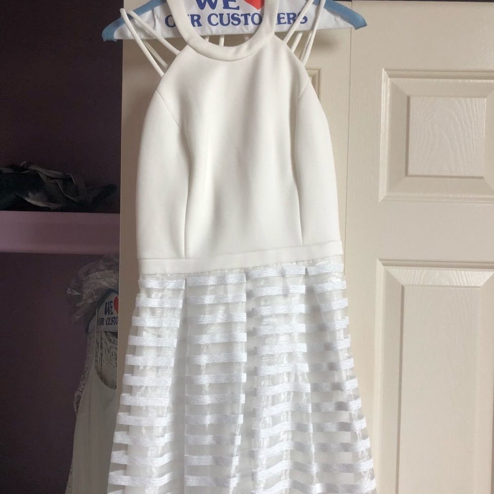 White GUESS cocktail Dress